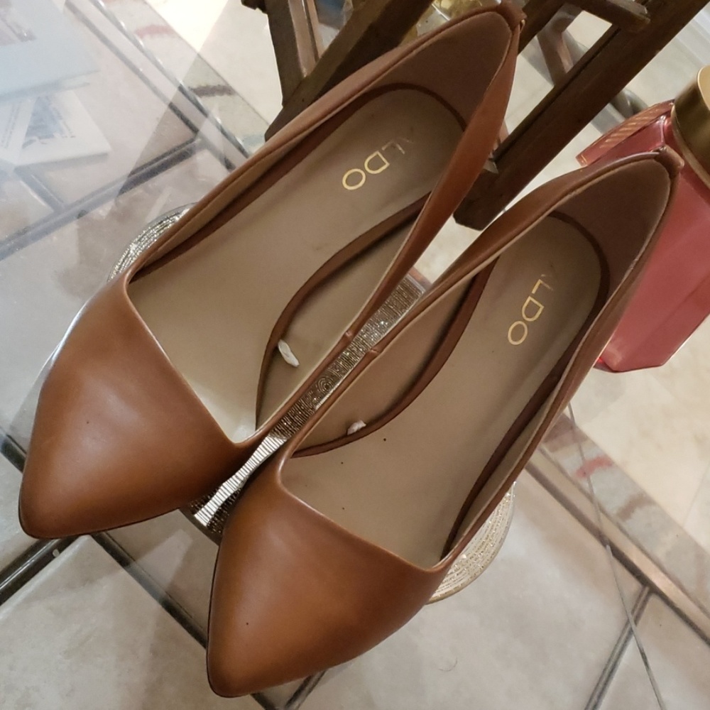 Aldo camel point toe pumps